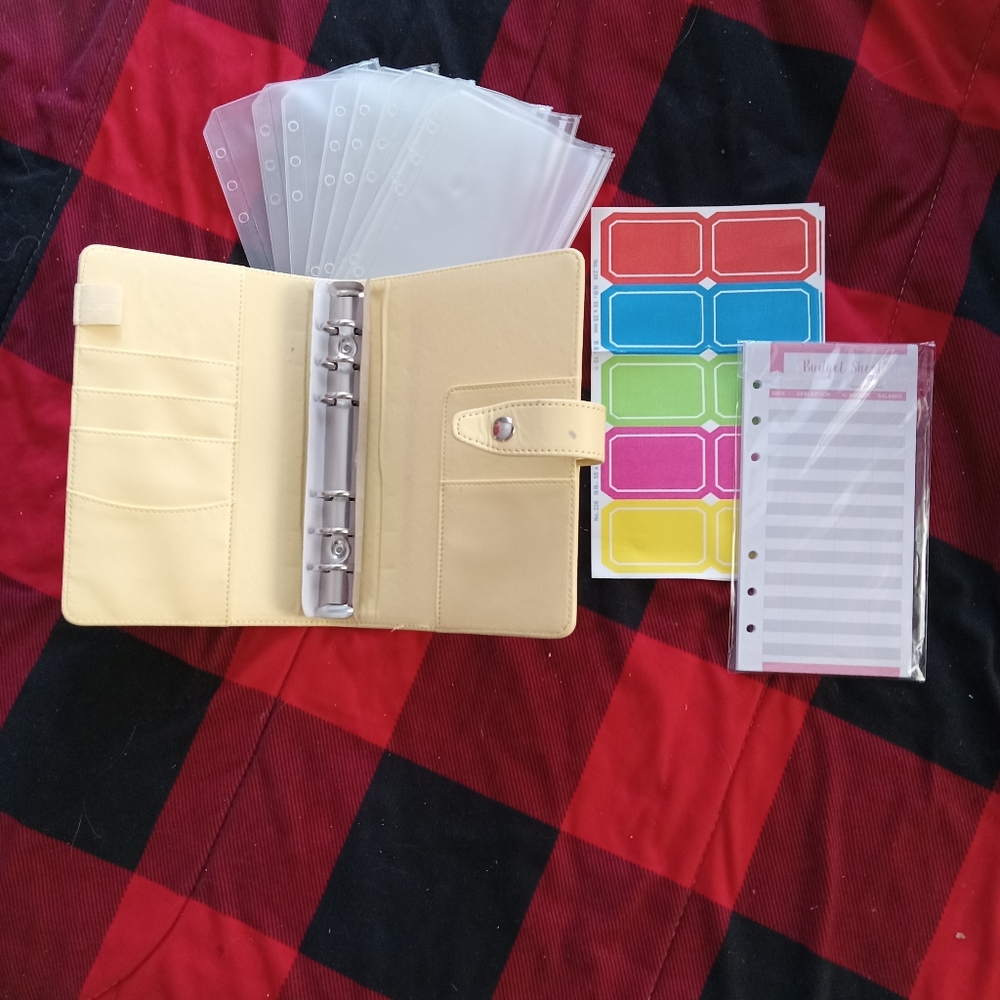 Budget binder - Picture 3 of 6